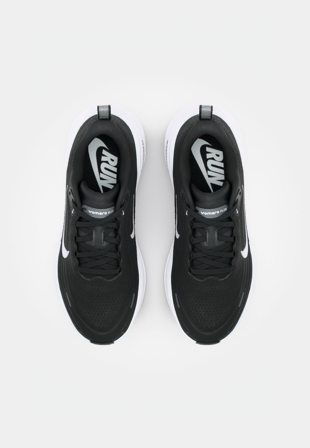 Nike VOMERO PLUS - black/white/cool