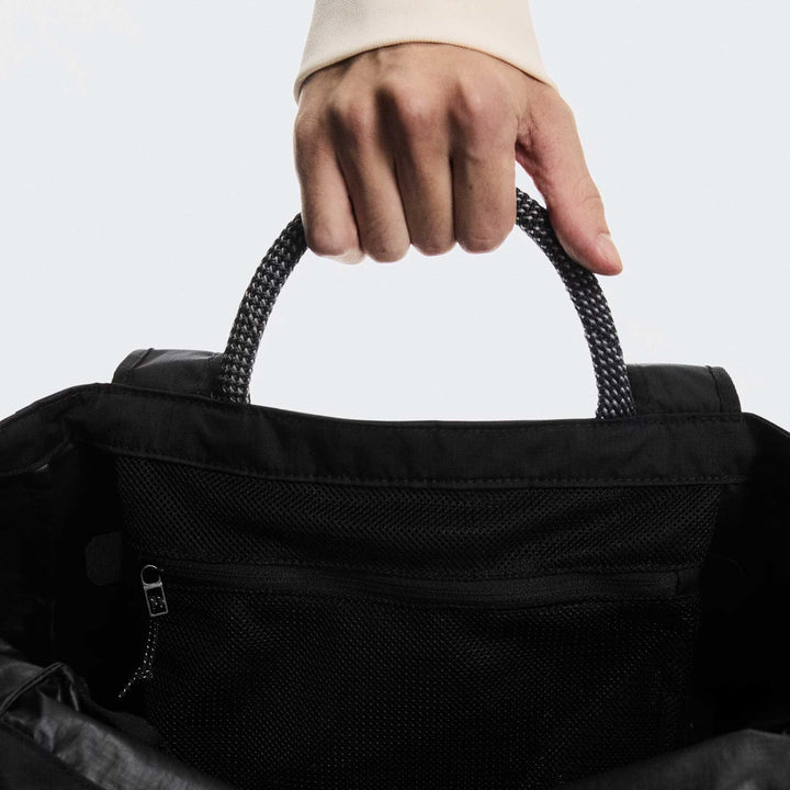 On Tote Pack 25L