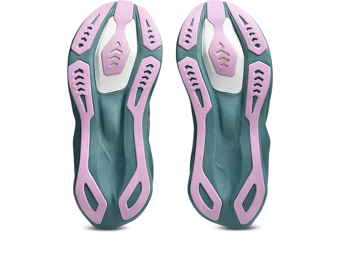 ASICS Novablast 6 Women&