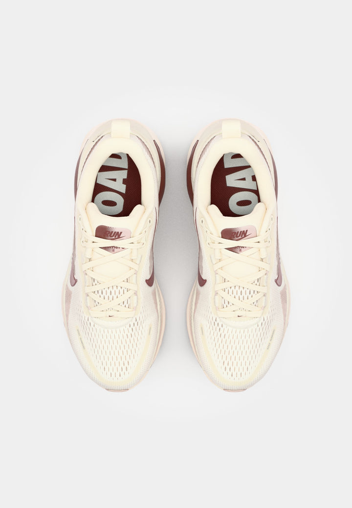 Nike VOMERO 18 - pale ivory/dark team red/red sepia/silt red/phantom
