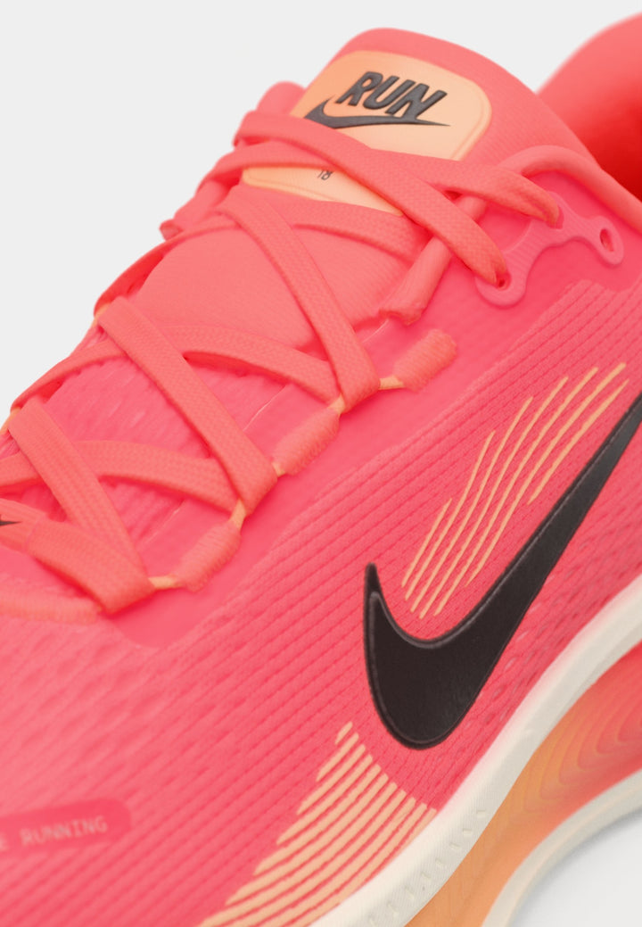 Nike VOMERO 18 - hot lava/black/chalk/orange pulse/orange chalk