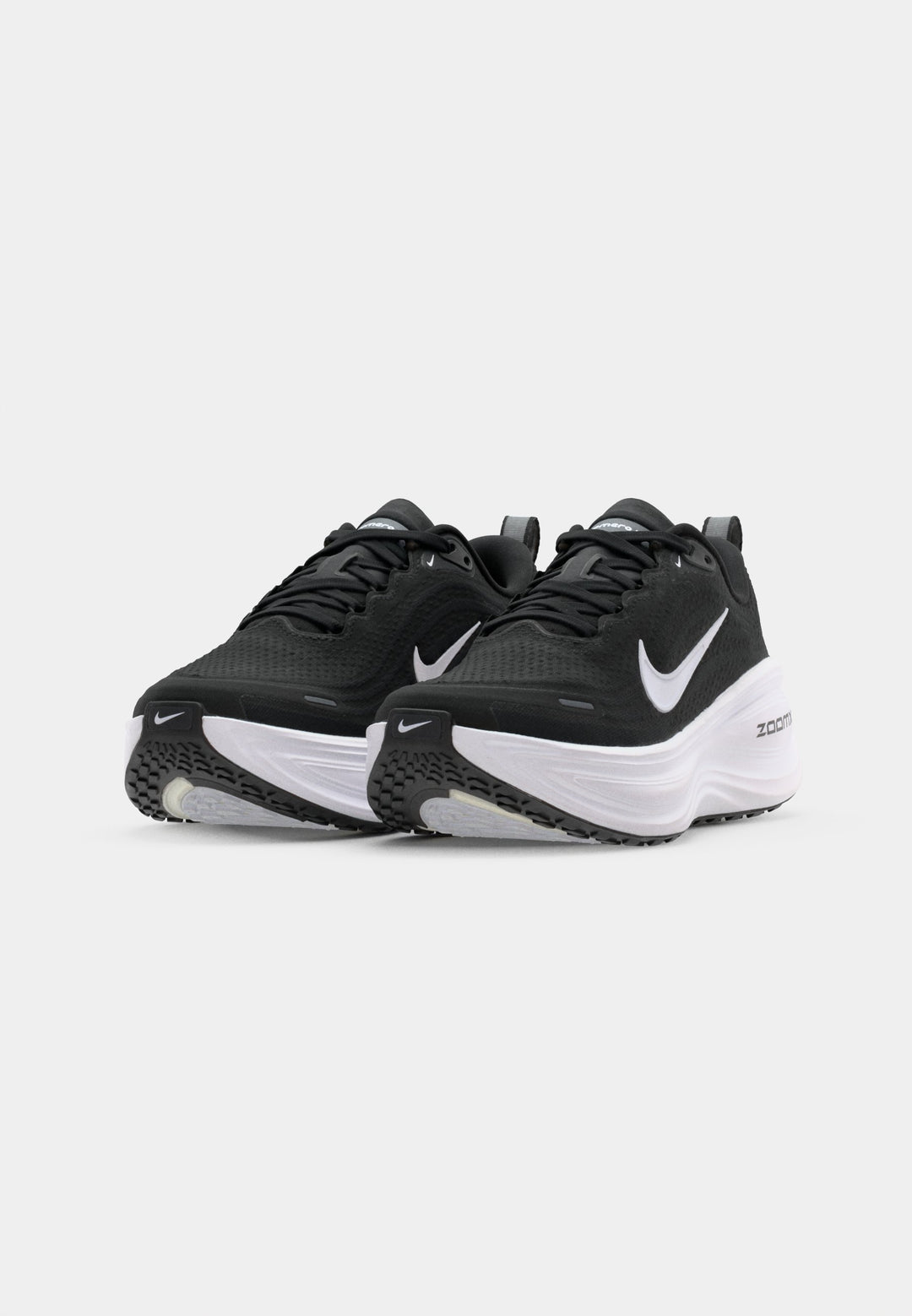 Nike VOMERO PLUS - black/white/cool