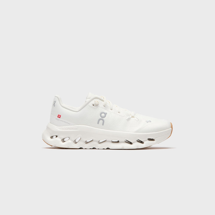 On Running WMNS Cloudtilt - White / Ivory