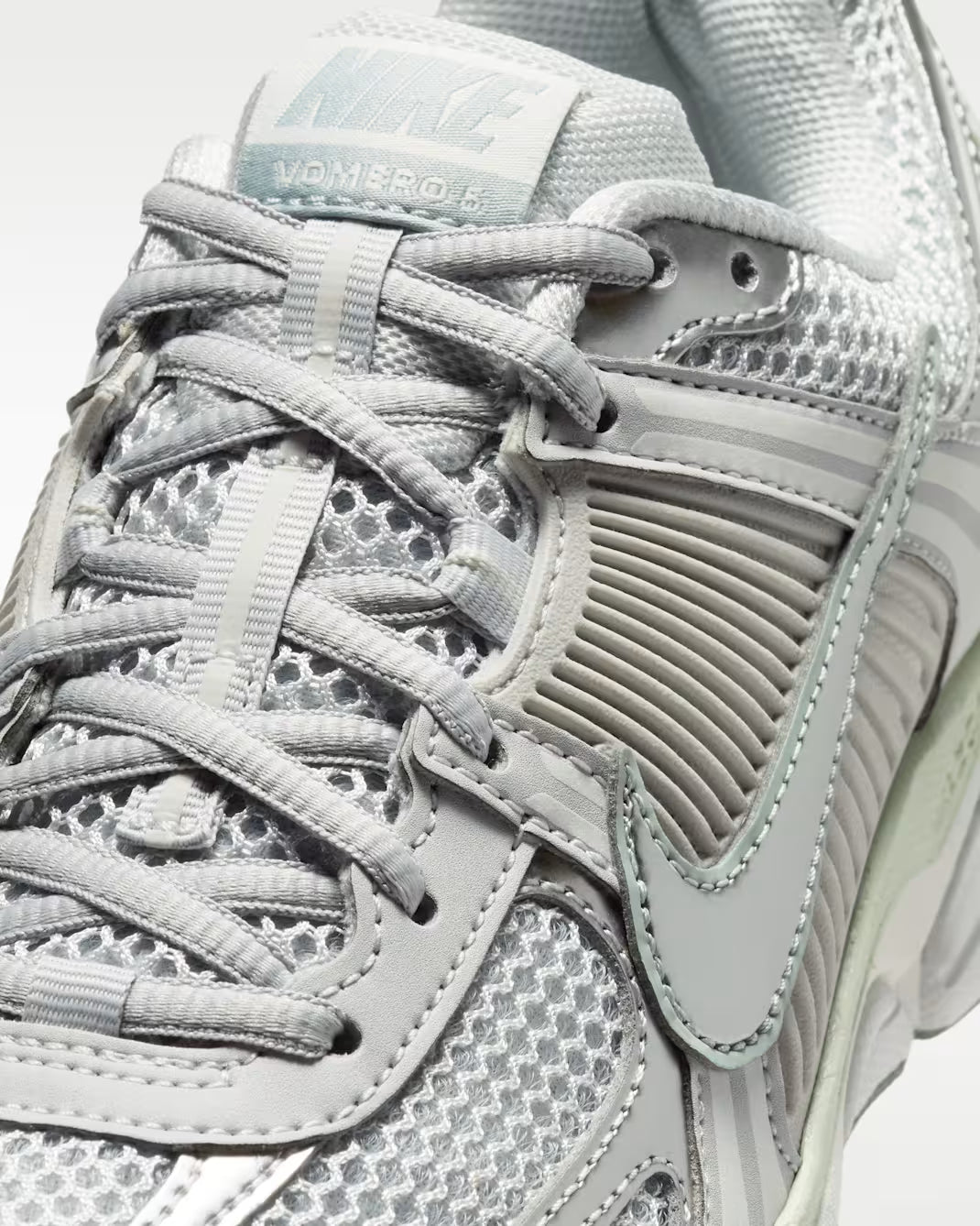 Nike Zoom Vomero 5