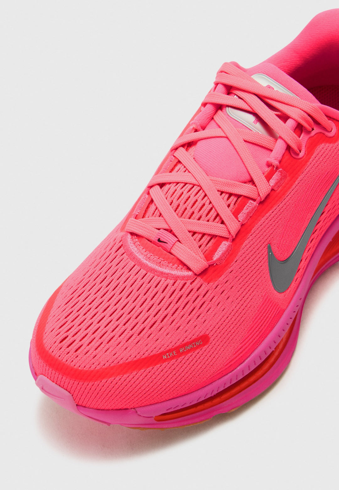 Nike VOMERO 18 - pink/silver-coloured/crimson/hyper orange/gum light brown/hyper pink