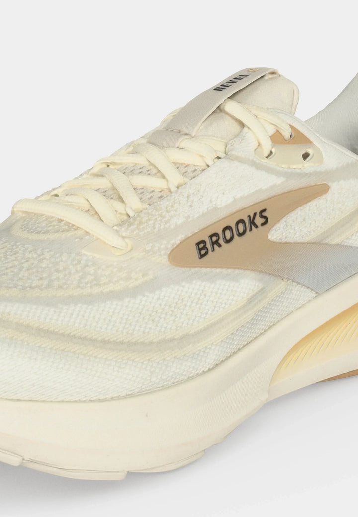 Brooks REVEL