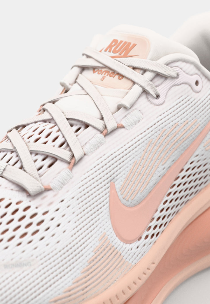 Nike VOMERO 18 - light soft pink/madder