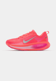 Nike VOMERO 18 - bright crimson/white/hyper pink