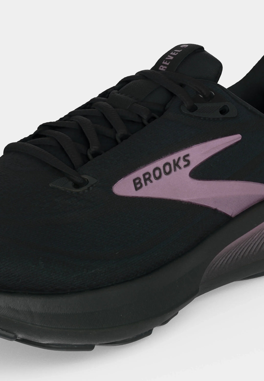 Brooks REVEL