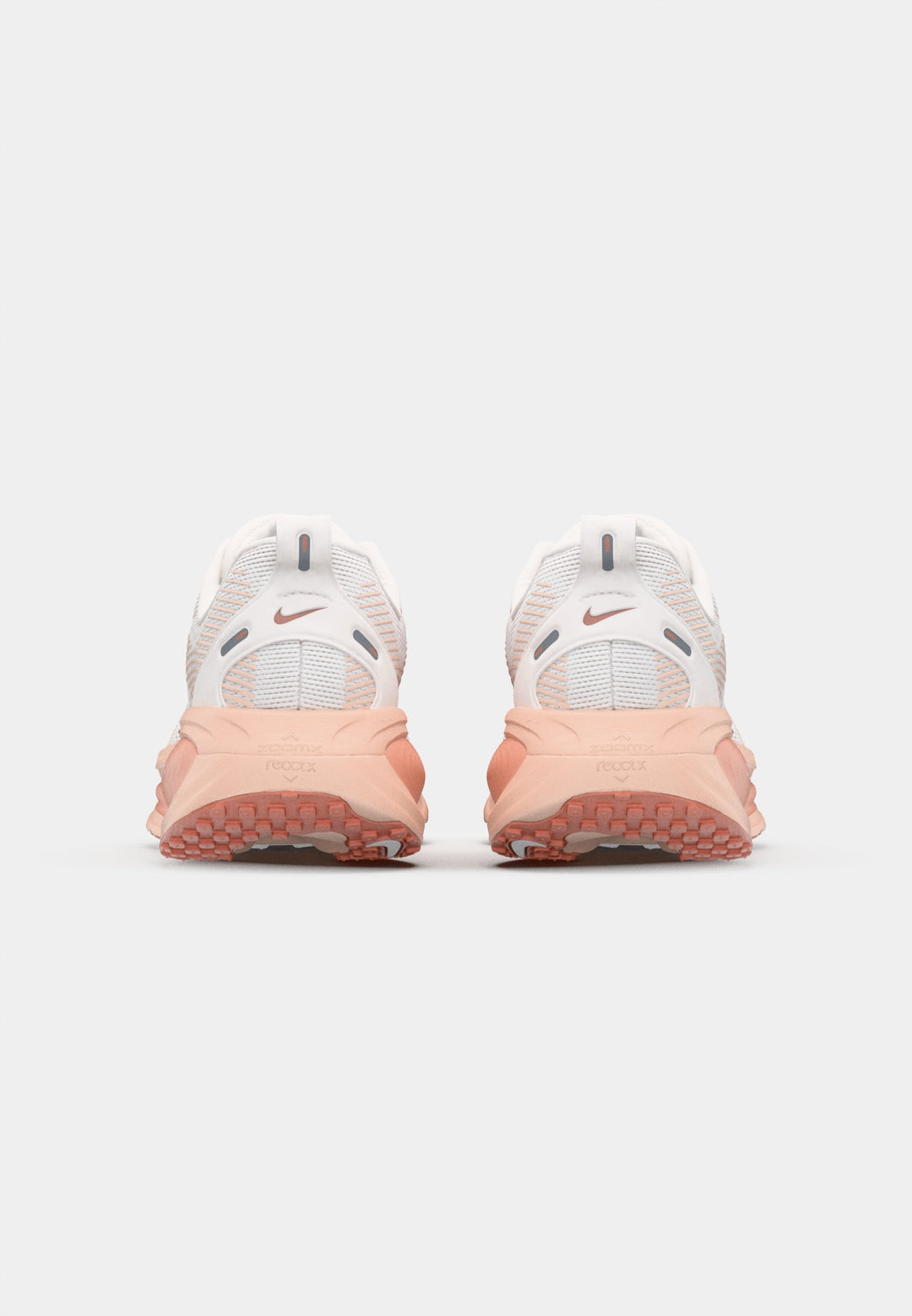 Nike VOMERO 18 - light soft pink/madder