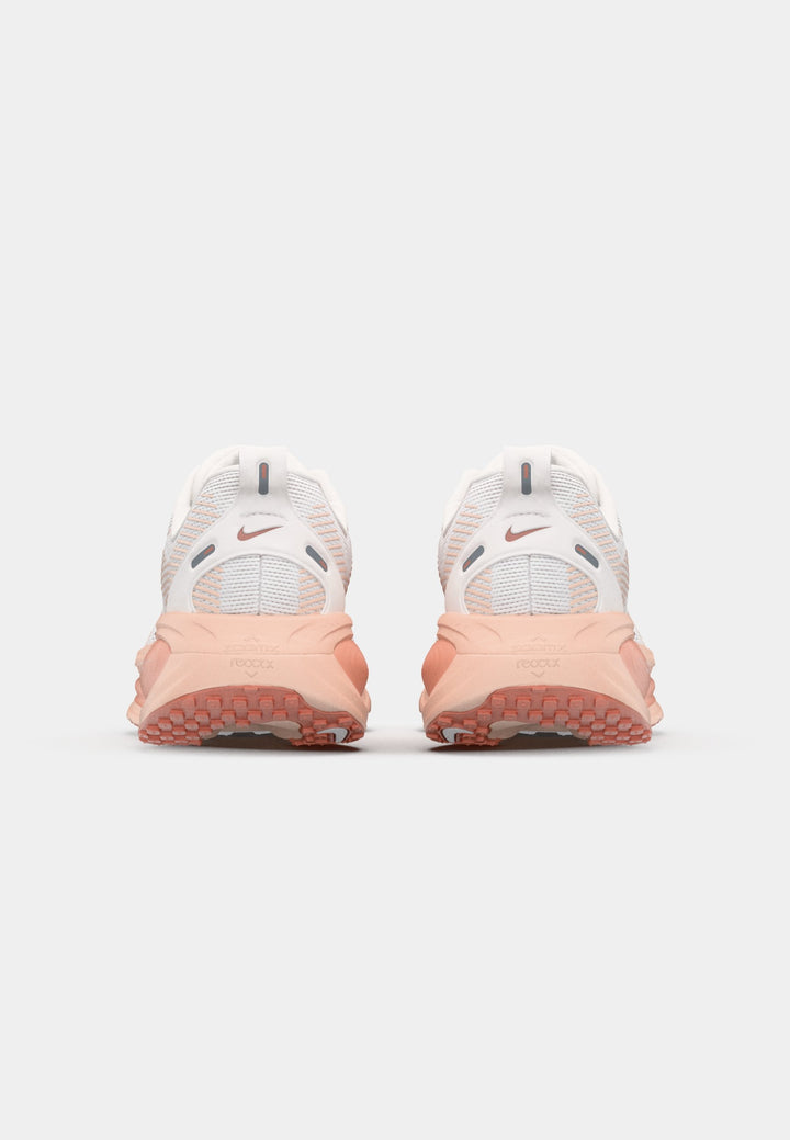 Nike VOMERO 18 - light soft pink/madder